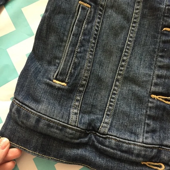 Levi's Blue Denim Trucker Jacket - Picture 6 of 8